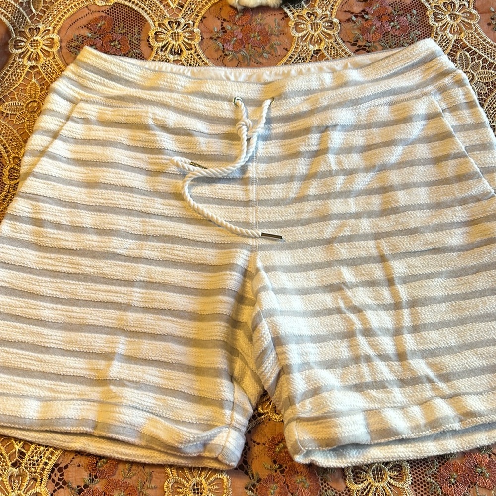 Calvin Klein Performance Quick Dry Shorts Terry Cloth Feel Gray White Striped Sm